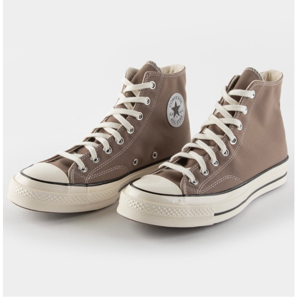 Converse Hightop in Desert Cargo